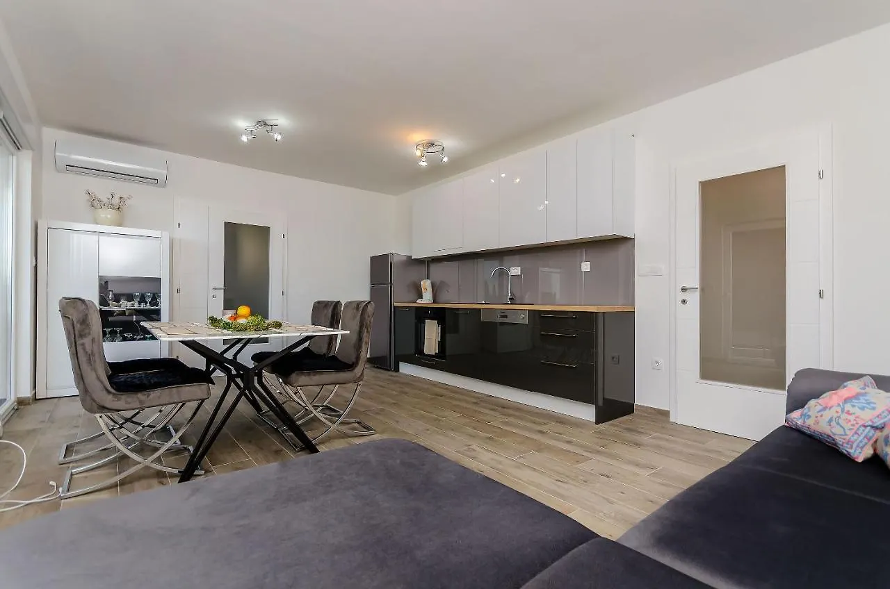 Apartment Rozalia Trogir